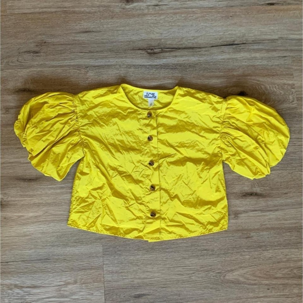 Future Collective button down blouse w/ puff sleeves in yellow -  size XS womens